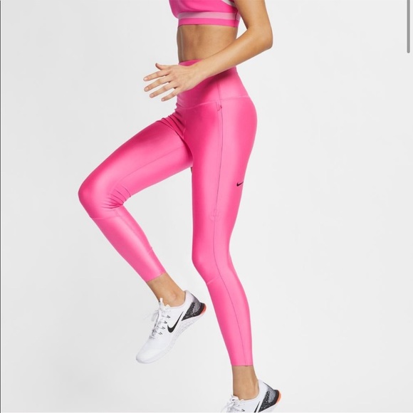 hot pink nike leggings